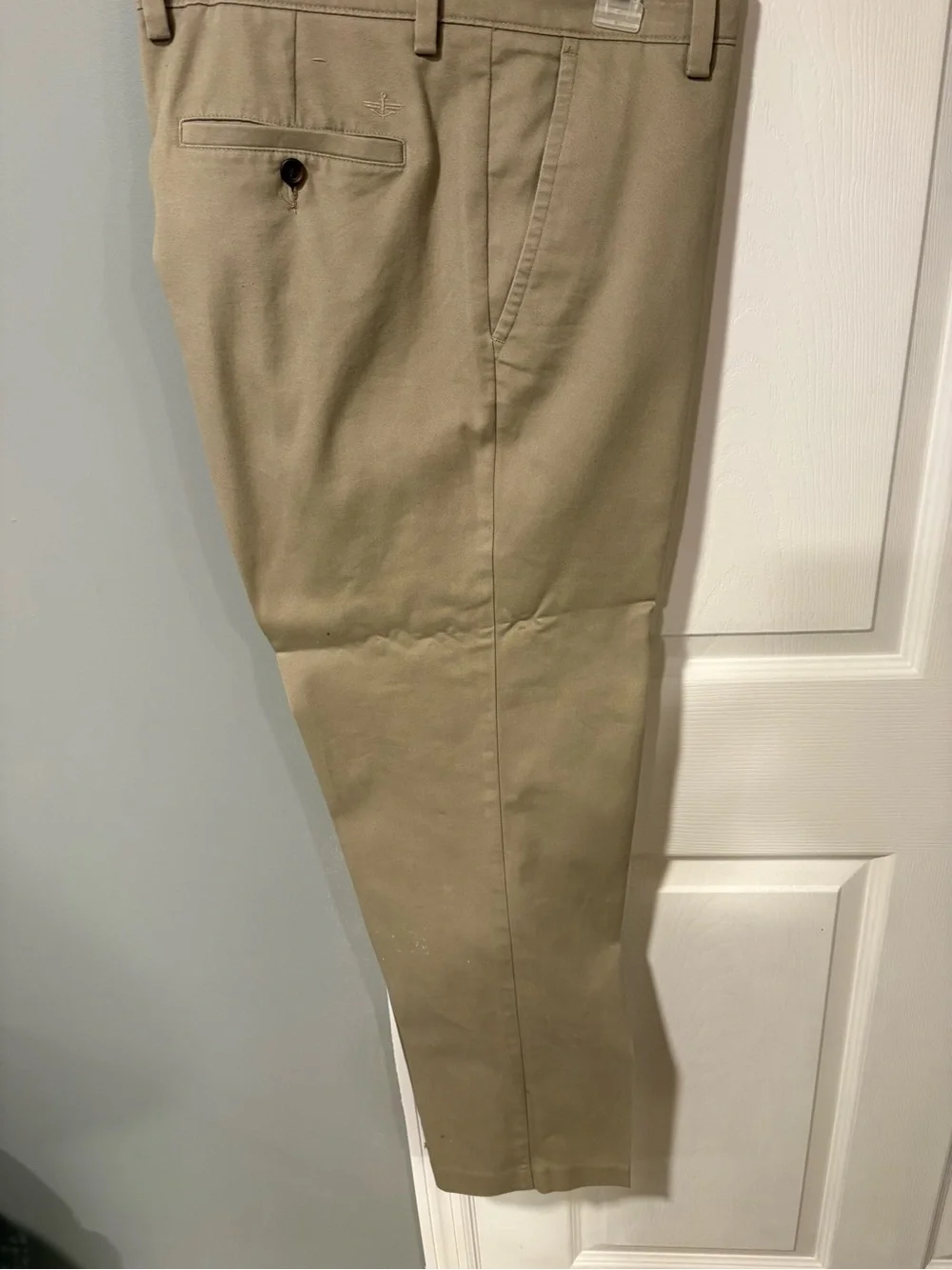 Dockers Men's Khaki Chino Pants soft cotton 38x32 - Light Tan